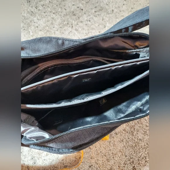 Ogio Cross Body Tablet Bag - Picture 7 of 7